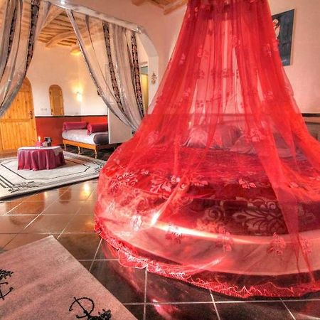 Auberge Le Jardin De La Source Aït Ben Ali Esterno foto