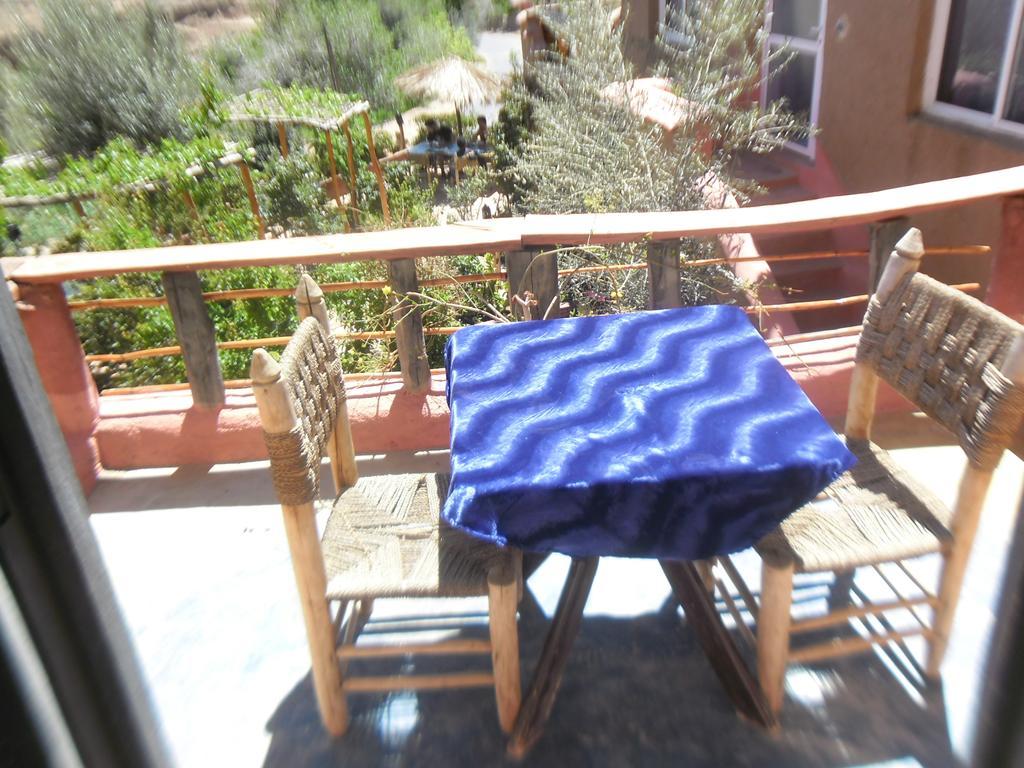 Auberge Le Jardin De La Source Aït Ben Ali Esterno foto