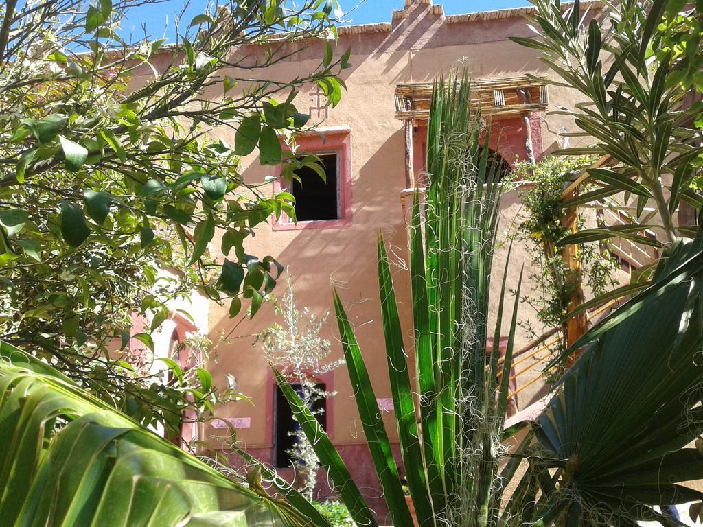 Auberge Le Jardin De La Source Aït Ben Ali Esterno foto