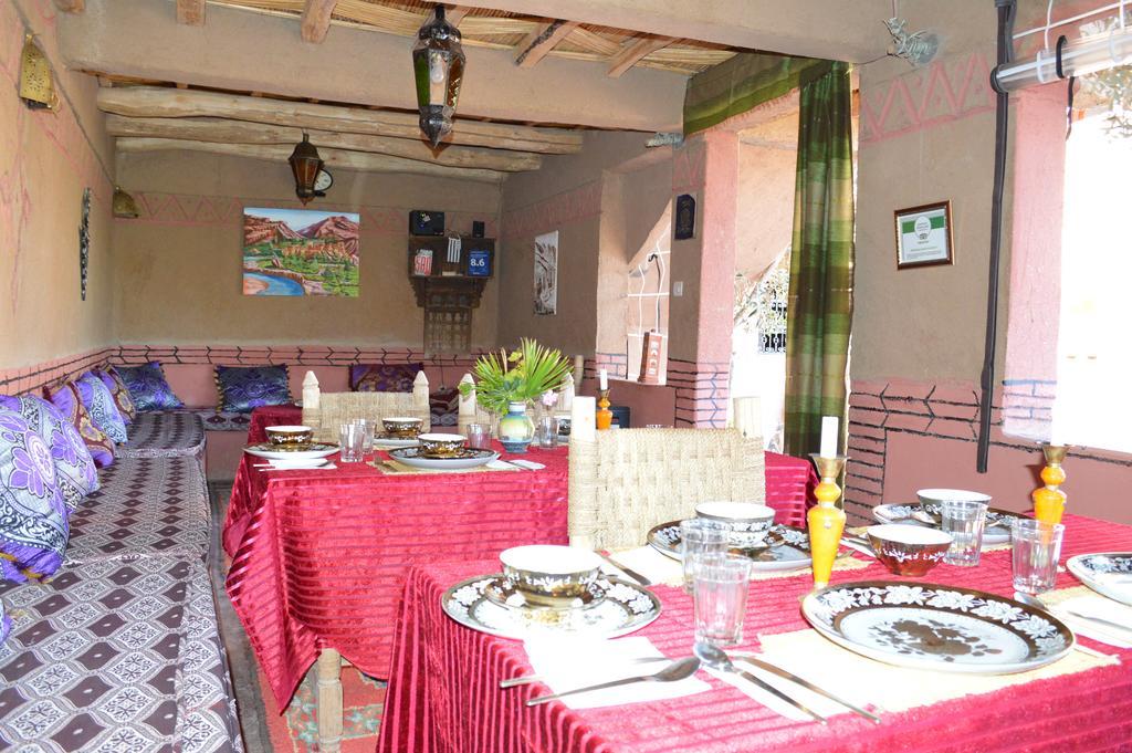 Auberge Le Jardin De La Source Aït Ben Ali Esterno foto