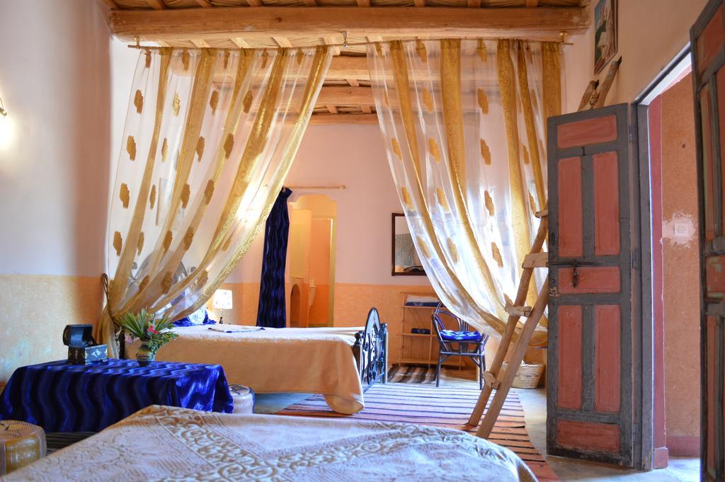 Auberge Le Jardin De La Source Aït Ben Ali Esterno foto