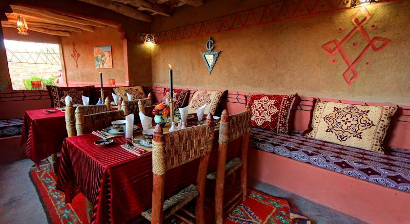 Auberge Le Jardin De La Source Aït Ben Ali Esterno foto
