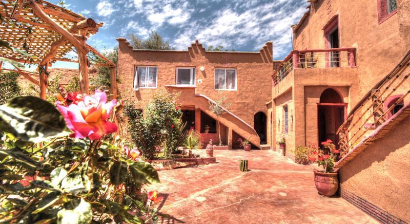 Auberge Le Jardin De La Source Aït Ben Ali Esterno foto