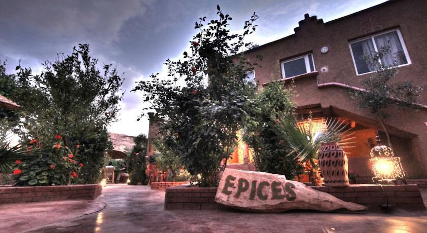 Auberge Le Jardin De La Source Aït Ben Ali Esterno foto